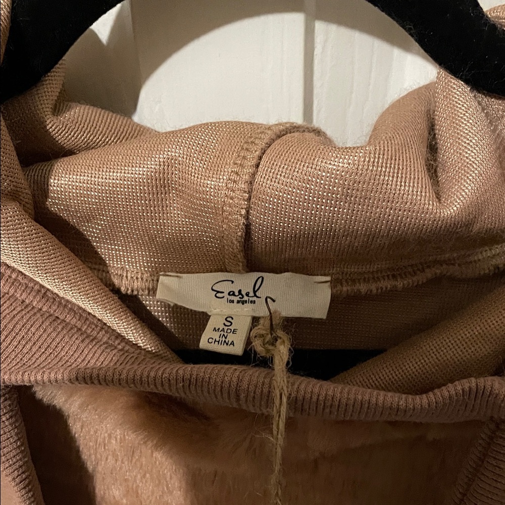 Easel Tan Fuzzy Hoodie Sweatshirt - Picture 13 of 13